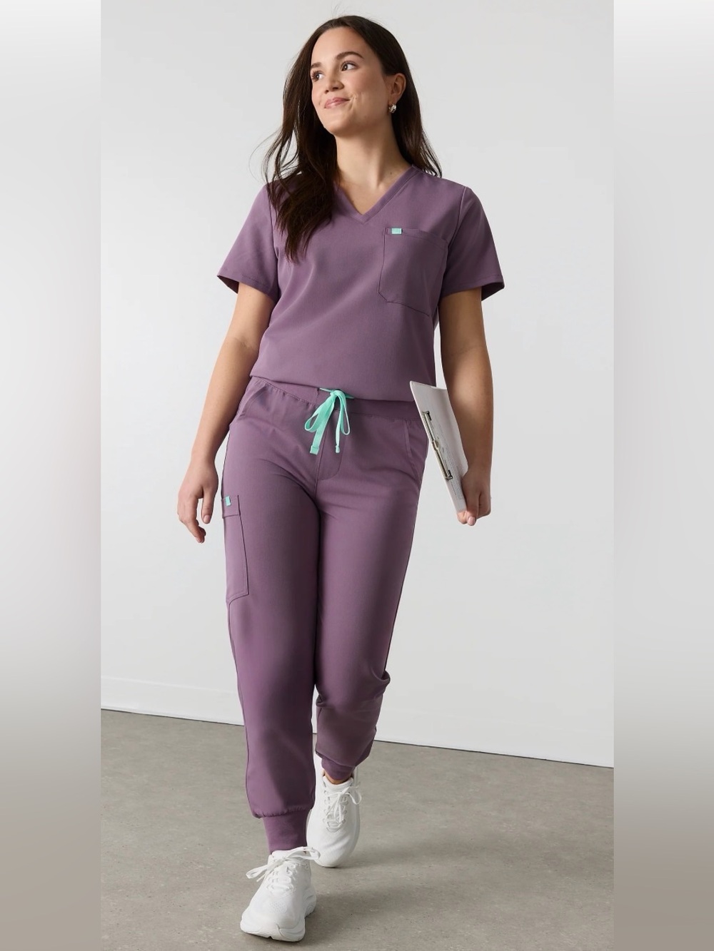 Garde Malade Demi jogger scrub pants.